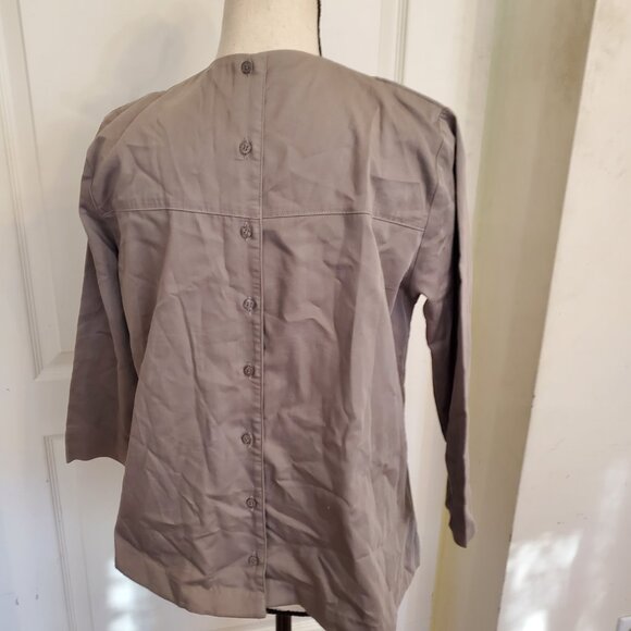 Jeune Mere gray maternity blouse with back buttons sz S - Picture 4 of 5